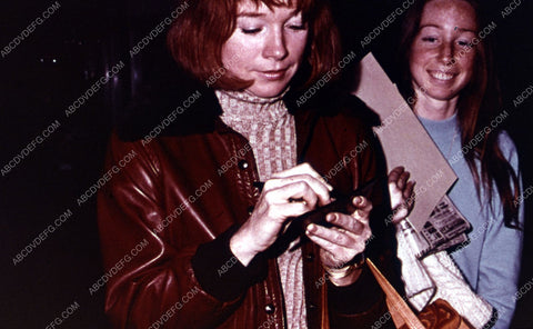 great candid Shirley MacLaine and her daughter 35m-7817