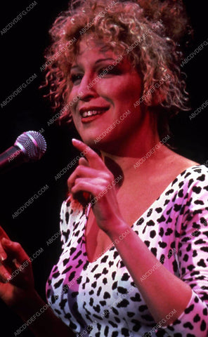 Bette Midler live on stage documentary film Divine Madness 35m-8053