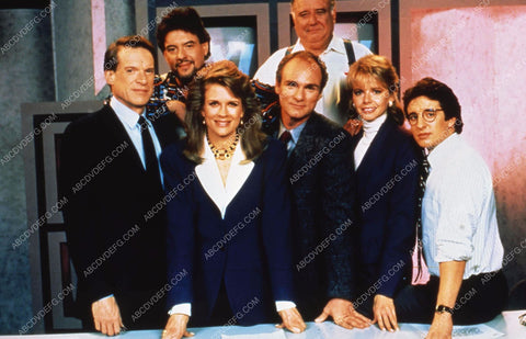 Candice Bergen Robert Pastorelli and cast TV Murphy Brown 35m-8454