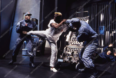 Wesley Snipes sci-fi film Demolition Man 35m-8585