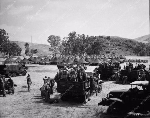 cast members film The Sands of Iwo Jima 3602-20