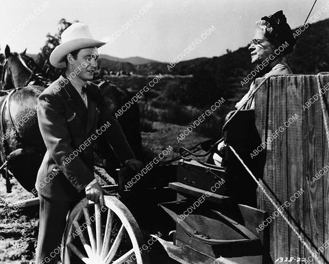 Roy Rogers Maude Eburne film Man from Oklahoma 3641-11