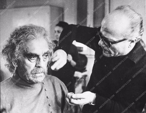 Boris Karloff makeup touch ups horror film Black Sabbath 3726-19