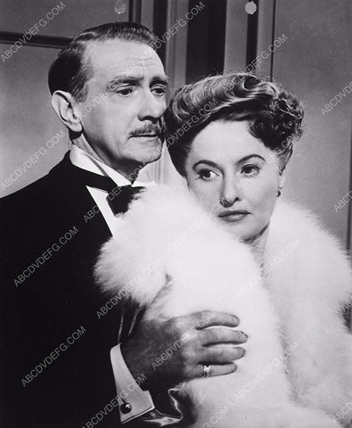 Clifton Webb Barbara Stanwyck film Titanic 3743-05