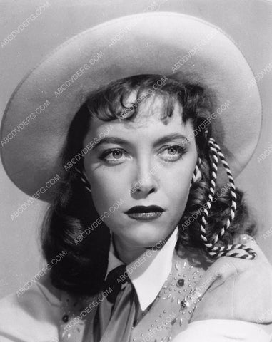 Helen Deverell cowgirl portrait 3743-24