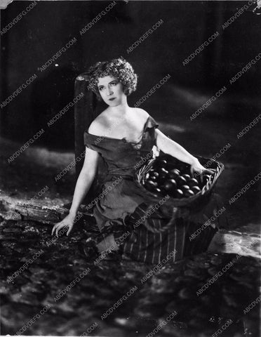 Dorothy Gish silent film Nell Gwynn 3774-29