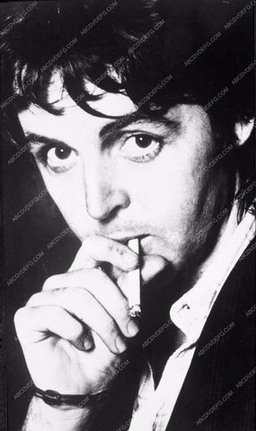 Paul McCartney smoking 3783-24