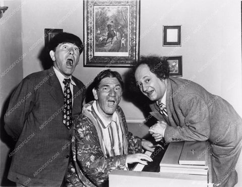 Three Stooges Moe Larry Shemp comedy short Scrambled Brains 3873-22