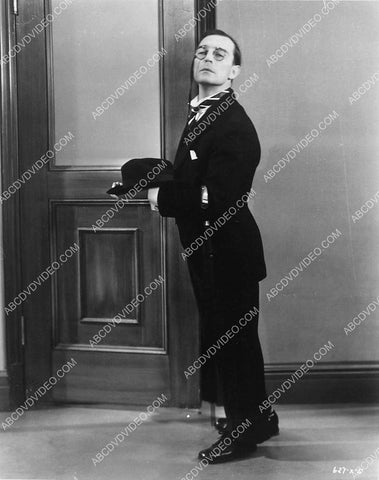 Buster Keaton film Speak Easily 3899-16