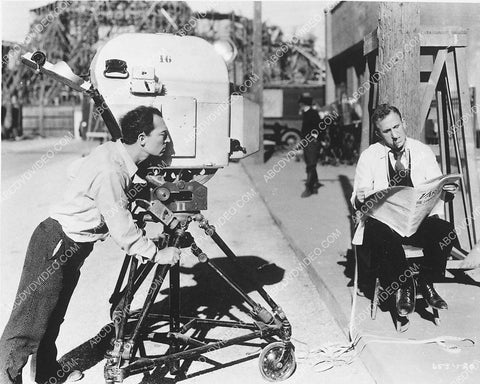 candid Buster Keaton frames Jimmy Durante in the camera on set film What No Beer 3899-18