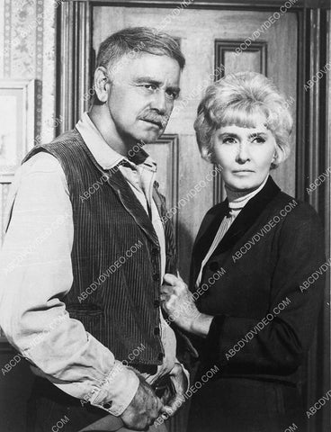 Lew Ayres Barbara Stanwyck TV The Big Valley 3899-27