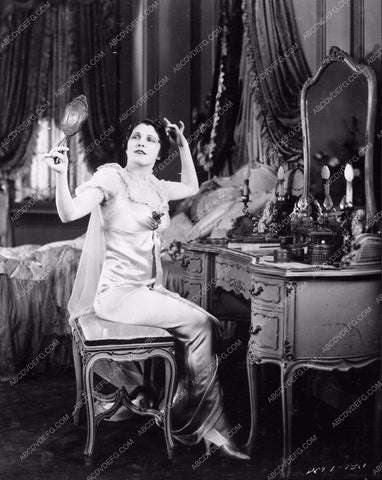 Leatrice Joy at her makeup table silent film Hell's Highroad 3958-31