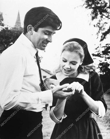 Sashi Kapoor Hayley Mills film A Matter of Innocence 4003-26
