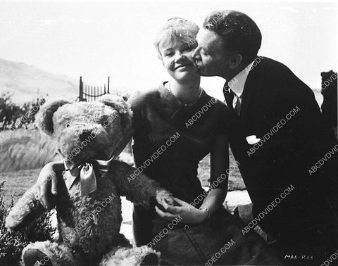 Hayley Mills Felix Aylmer film The Chalk Garden 4004-05