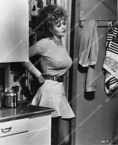 busty sexpot Jeannine Riley in tight sweater film Electra Glide in Blue 4005-16