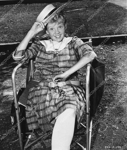 candid Hayley Mills on set film Pollyanna 4005-29