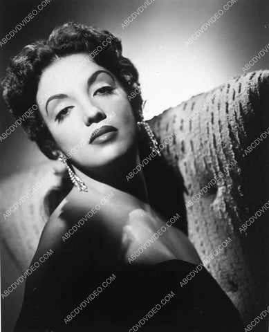 sultry Katy Jurado portrait 4145-20