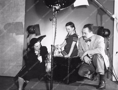 great candid of Margaret O'Brien with her dog behind the scenes MGM 4297-10