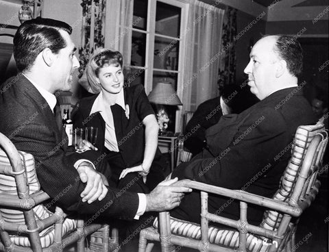 Cary Grant Ingrid Bergman Alfred Hitchcock candid behind the scenes 4361-11