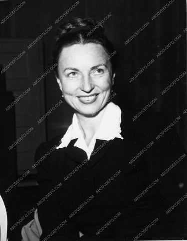 portrait Agnes Moorhead 4411-29