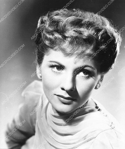 beautiful Joan Fontaine portrait 4472-14