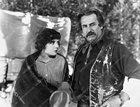 Lois Wilson Noah Beery Sr. silent western film The Thundering Herd 4529-07