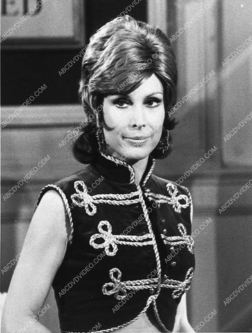 beautiful Barbara Eden TV Stonestreet 4581-11