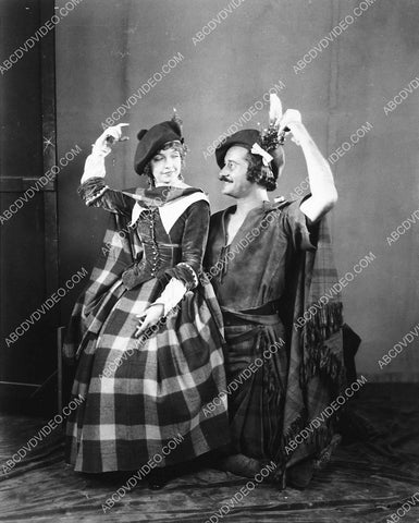 Lillian Gish Norman Kerry silent film Annie Laurie 4581-24