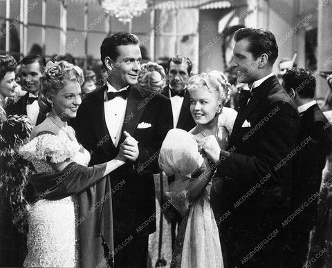 George Montgomery 3 Little Girls 4590-02