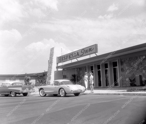 historic California Hesperia Inn hotel or lodge w/ vacationers 45bx01-42