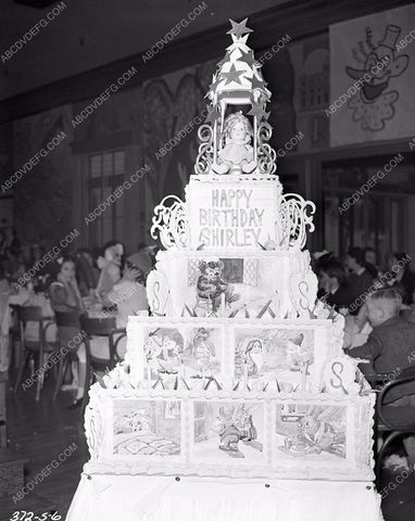 Birthday cake of The Seven Dwarfs for Shirley Temple party 45bx02-44