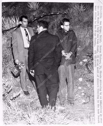 news crime photo Harvey Glatman reveals body to police near San Diego 45bx03-101