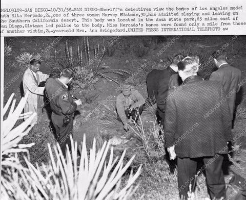 news crime photo Harvey Glatman reveals body to police near San Diego 45bx03-107