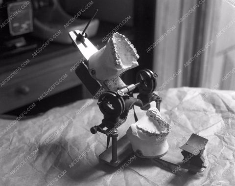who doesn't need a photo of State of the Art Dentistry equipment 45bx03-23