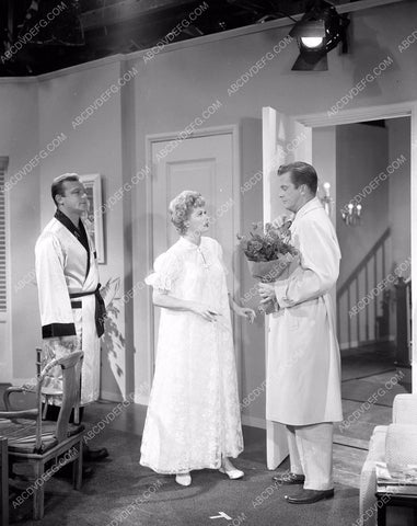 Lucille Ball Aldo Ray Westinghouse Desilu Playhouse K.O. Kitty 45bx03-51