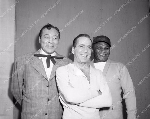 Max Baer Humphrey Bogart Jersey Joe Walcott candid shot 45bx04-26