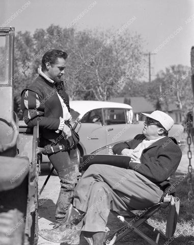Richard Todd Henry Koster behind the scenes The Virgin Queen 45bx06-148