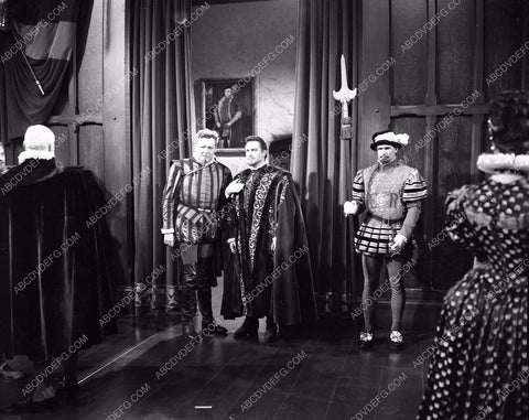 Richard Todd Herbert Marshall film The Virgin Queen 45bx06-189