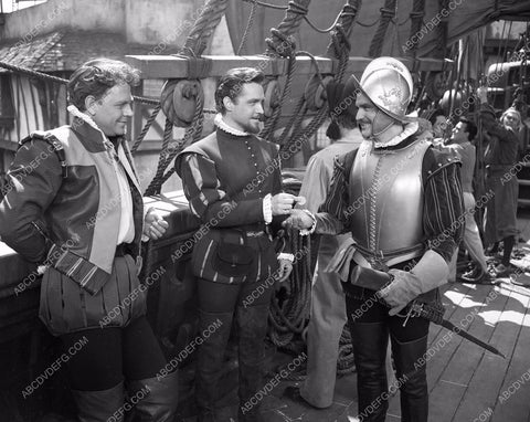 Richard Todd Dan O'Herlihy film The Virgin Queen 45bx06-219