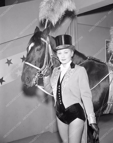 Lucille Ball TV show The Greatest Show on Earth 45bx07-047