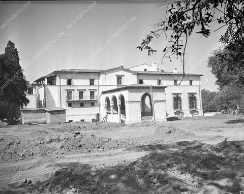 historic Los Angeles Hollywood cool building under construction 45bx07-059