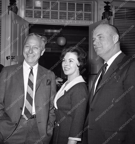 Shirley Temple and some folks 45bx07-117