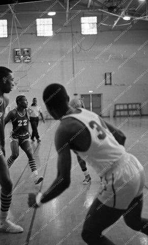 sports photo LACC college basketball v Holywood University 45bx07-137