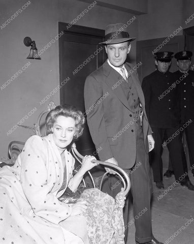 Robert Stack and cast TV show The Untouchables 45unt-160