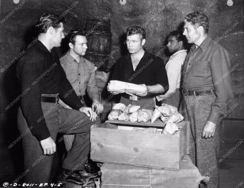 Richard Crane and cast Columbia Serial Mysterious Island 4623-14