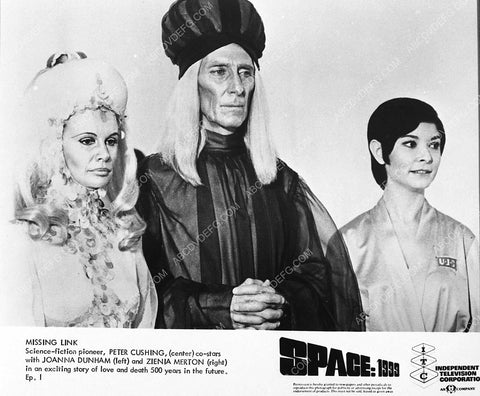 Joanna Dunham Peter Cushing Zienia Merton TV Space 1999 4651-35