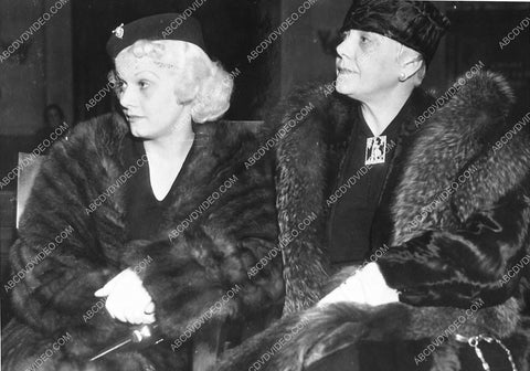 candid Jean Harlow and her mother maybe 4721-31