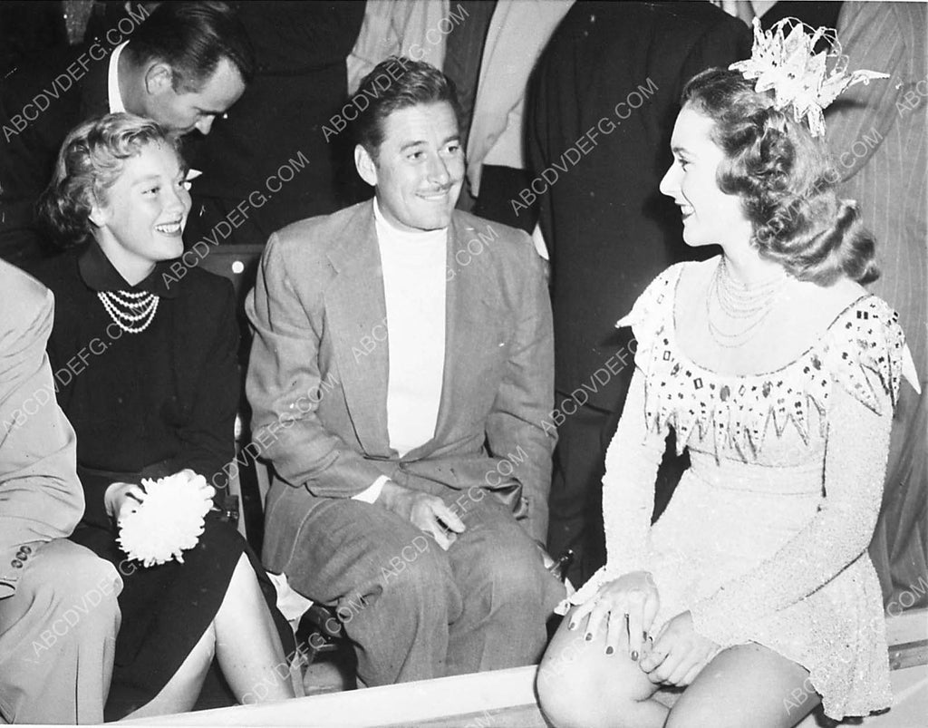 great candid Errol Flynn out w his wife Nora Eddington 4803-05 ...