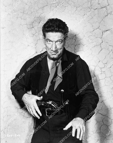 Richard Boone ready to draw film Star in the Dust 4894-25