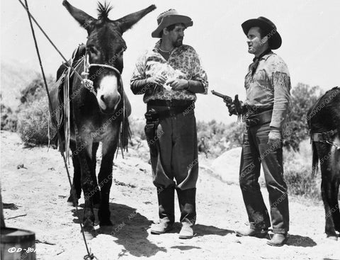 Pat Buttram in Valley of Fire 4896-02